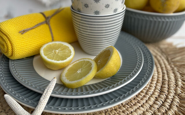Yellow kissed GreenGate - 
