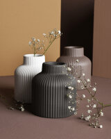 Vase "Lillhagen white" von Storefactory