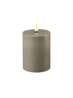 LED-Stumpenkerze 7,5x10cm "sand" von DELUXE...