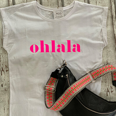 Oversize-Tshirt "ohlala" neonpink von Mellow Words