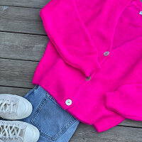 Alpaka Cardigan "Neon Pink" von Sarah & Sally