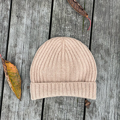 Strickmütze mit Alpaca camel