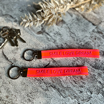 Schlüsselanhänger Smile Love Dream von Parsley & Pepper