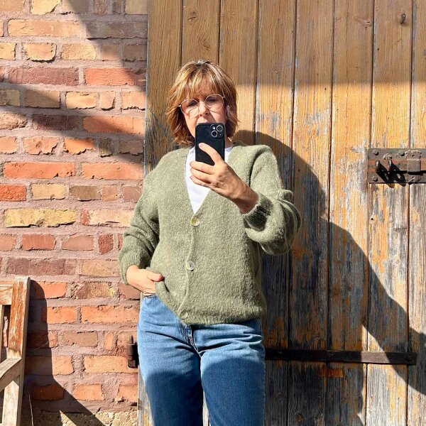 Alpaka Cardigan "olive" von Sarah & Sally