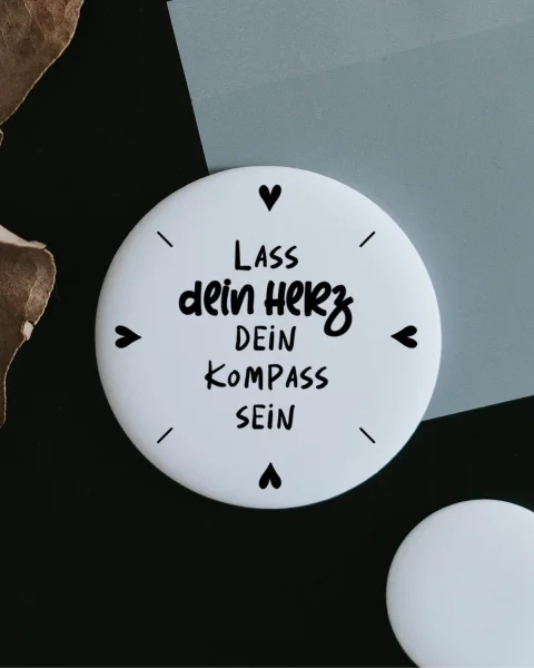 Magnet "Lass dein Herz dein Kompass sein" von Heldenglück