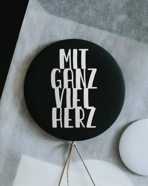 Magnet "Mit ganz viel Herz" klein von Heldenglück