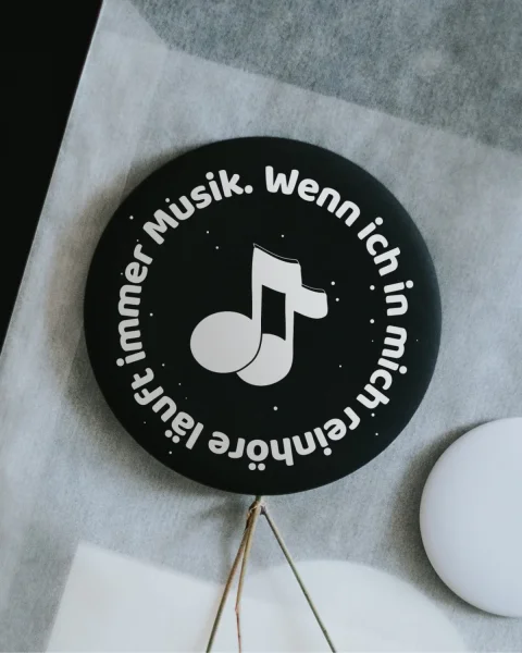 Magnet "Musik läuft" klein von Heldenglück