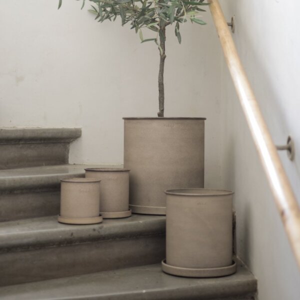 Blumentopf "Plant Pot" beige von DBKD groß