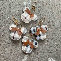 Mickey Mouse-Anhänger im Burberry-Stil