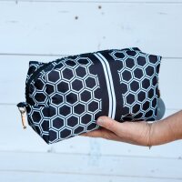 Easy Pouch Bag L "Hexagon" von Cedon