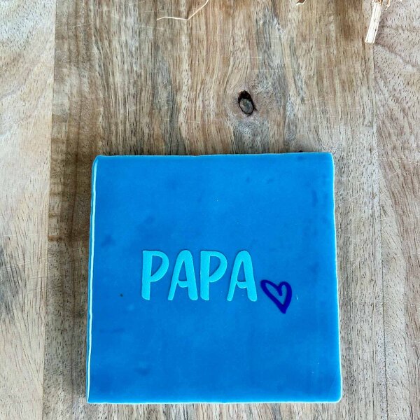 Bunte Fliese "Papa" von Yett