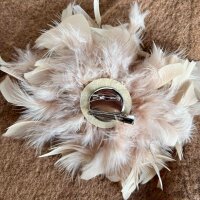 Brosche "Marabu" taupe