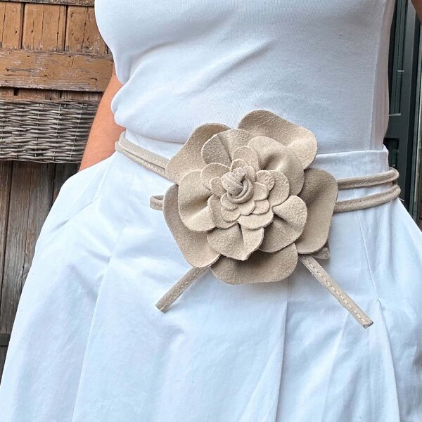 Veloursleder-Blumengürtel "beige"