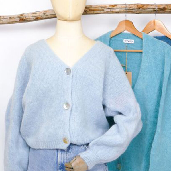 Alpaka Cardigan "hellblau" von Sarah & Sally