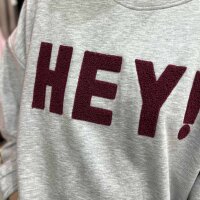 Sweatshirt "Hey" grau-bordeaux