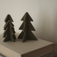 Winter Tree small green von DBKD