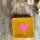 Bunte Fliese "Herz" ocker/pink von Yett