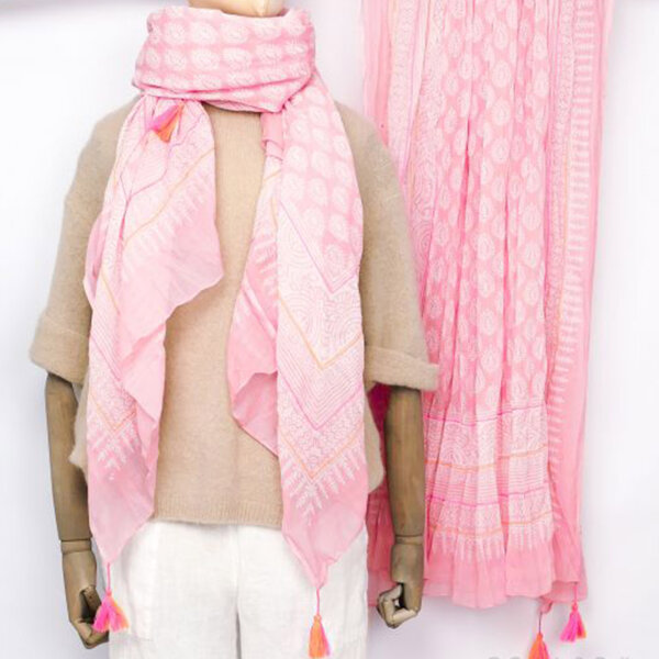 Baumwolltuch im Blockprint "Kleines Muster auf rosa mit Neondetails" von Sarah & Sally