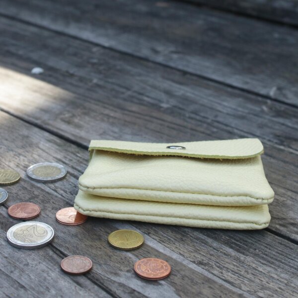 Leder-Portemonnaie S buttergelb