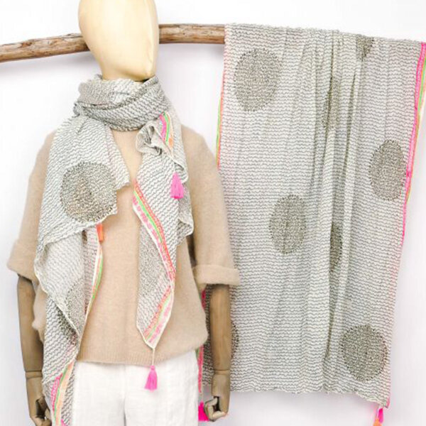 Baumwolltuch im Blockprint "Mandala grau-grün mit Neondetails" von Sarah & Sally