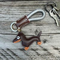 Dackel-Anhänger mit Paracord-Schlaufe braun