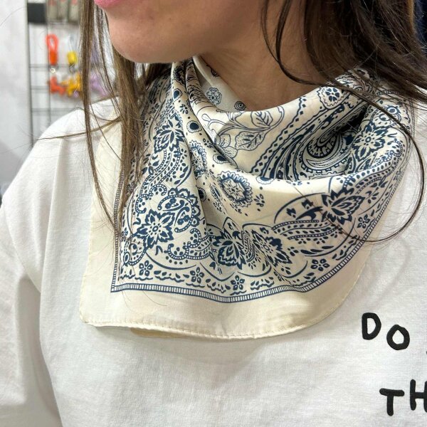 Großes Viskosetuch "Paisley" beige-dunkelblau