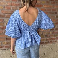 Baumwollbluse mit Puffärmeln "Streifen blau-weiß"