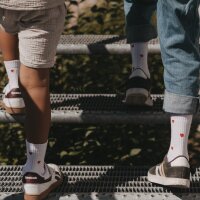 Socken Kids "Allover Herzen rot" von Eulenschnitt 23-26