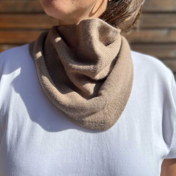 Dreieckstuch 100% Wolle "taupe"